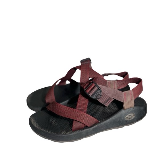 Chaco Z1 Classic Sandals Mens 11 Burgundy Maroon Adjustable Strap Hiking Shoes